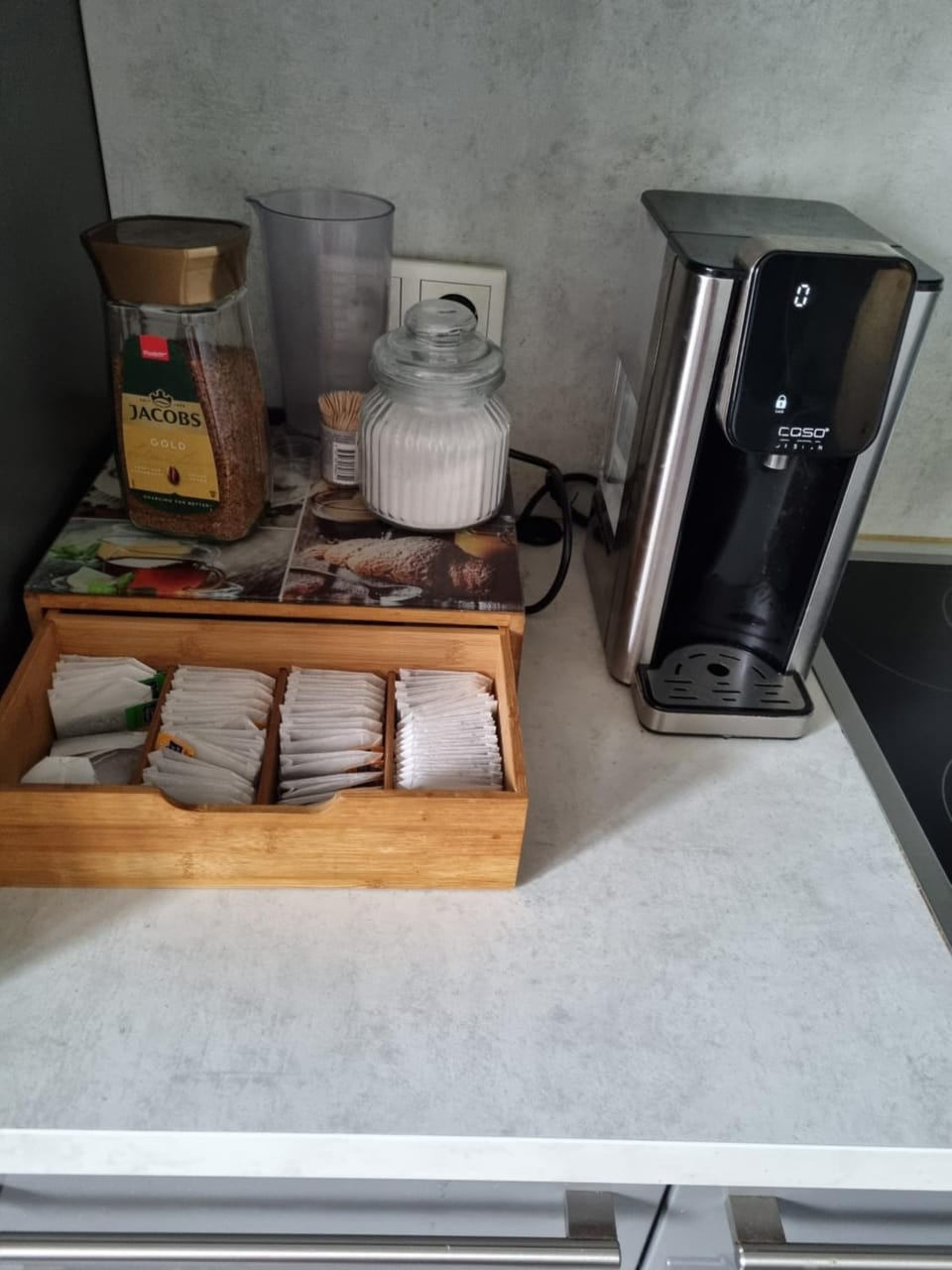 Coffee/tea facilities