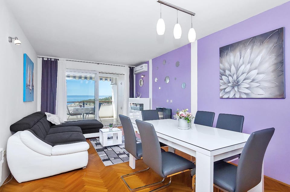 Apartment Gradišćanskih Apartment in Makarska