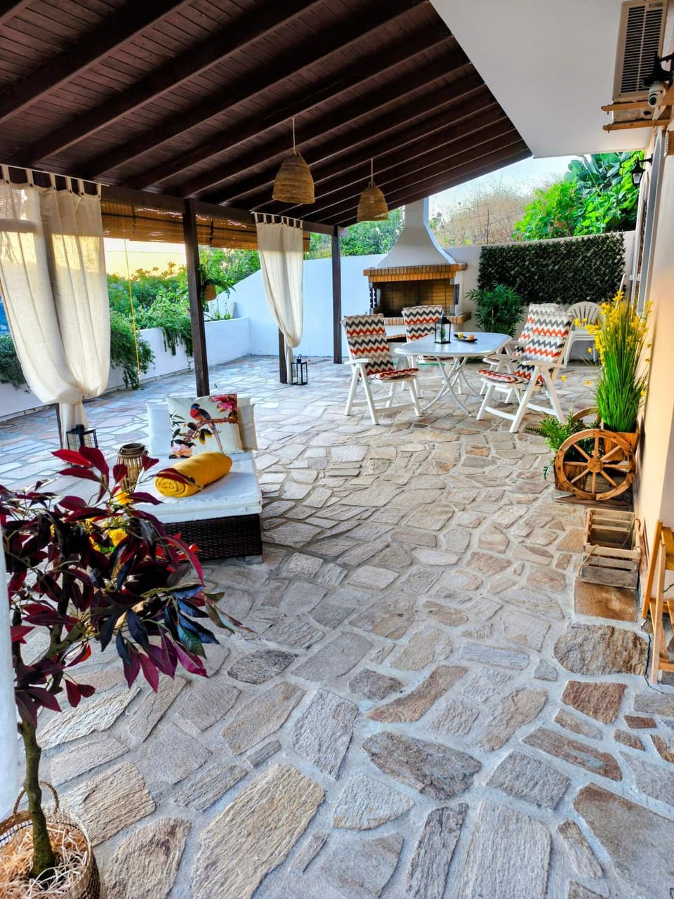 Patio, BBQ facilities, Balcony/Terrace, Seating area