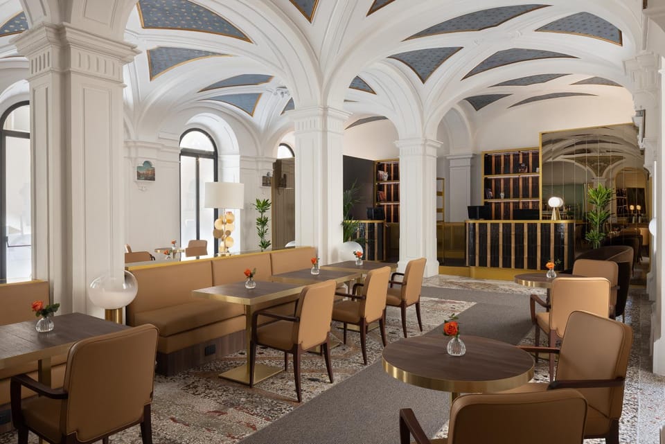 Lobby or reception, Breakfast