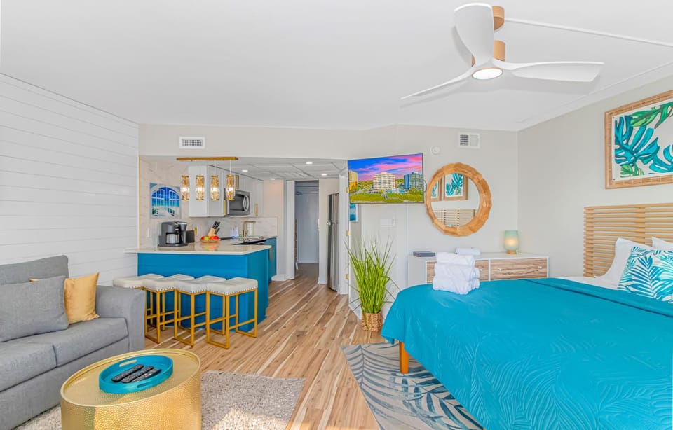 Beautifully Renovated 1 Bedroom Suite! Stunning Oceanfront Views- St Clements 704 House in Myrtle Beach