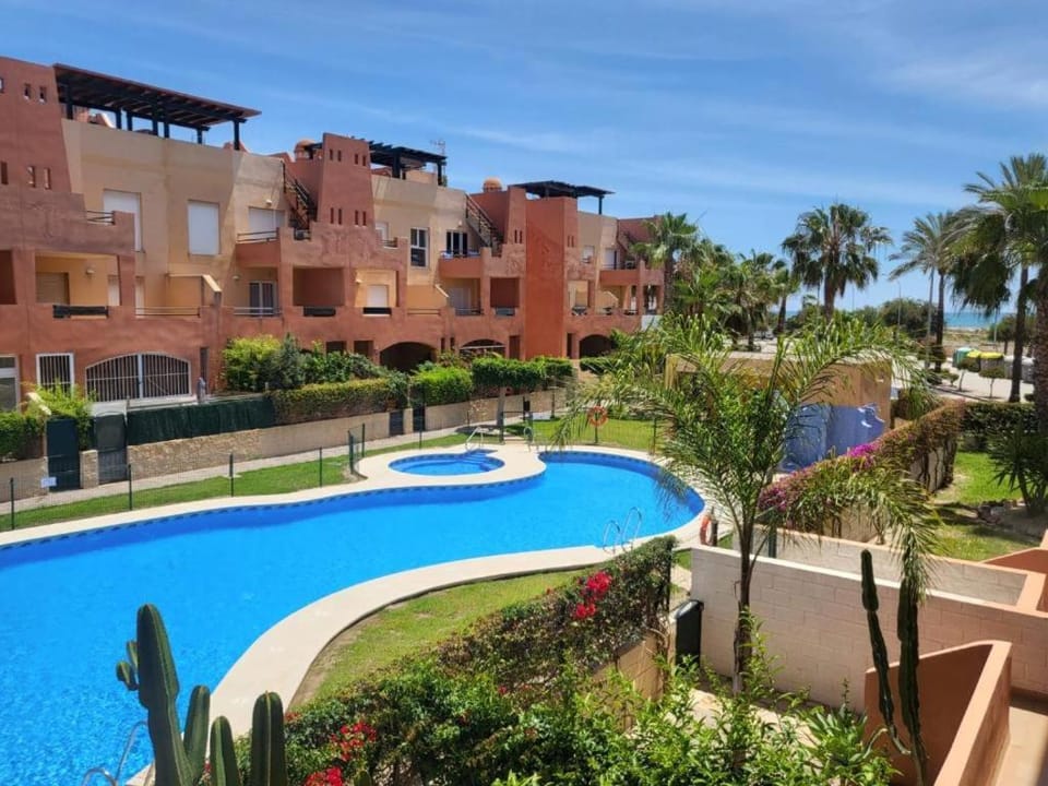 Pool view, Swimming pool