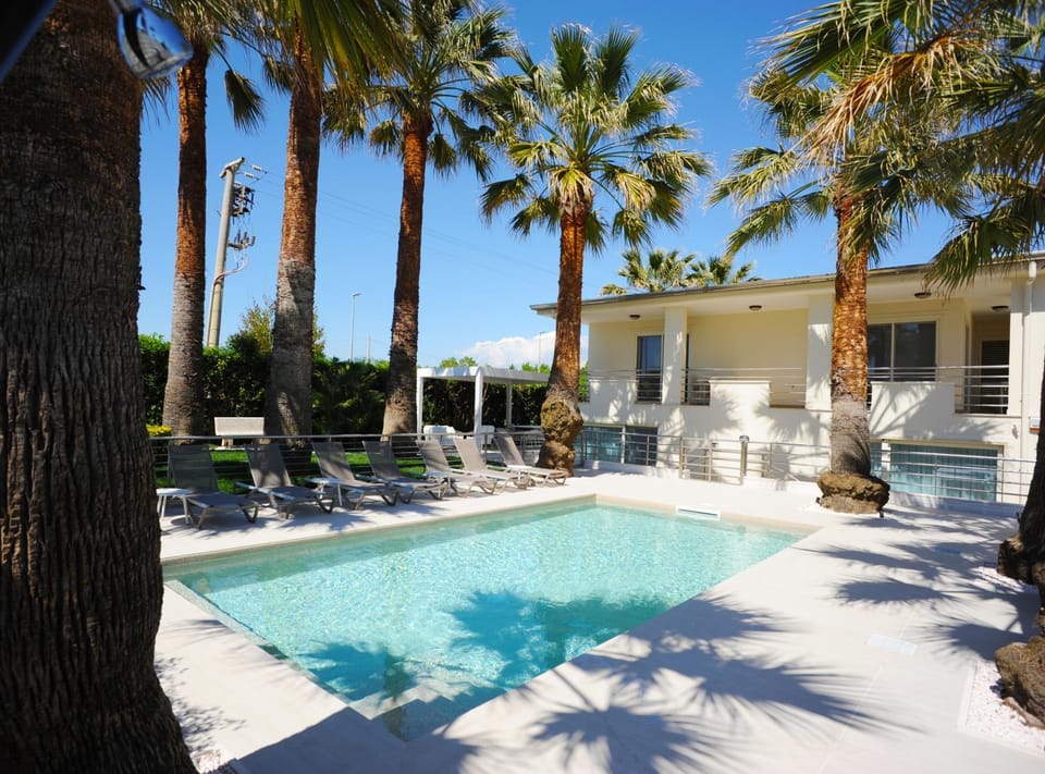Property building, Swimming pool