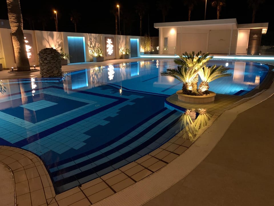 Pool view, Swimming pool, Swimming pool