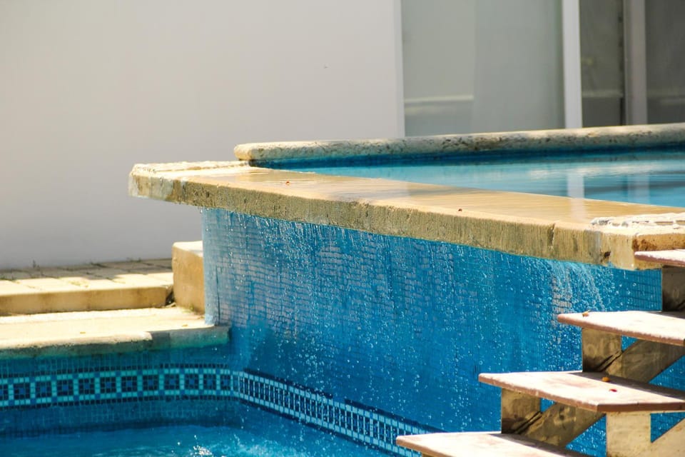 Pool view, Swimming pool