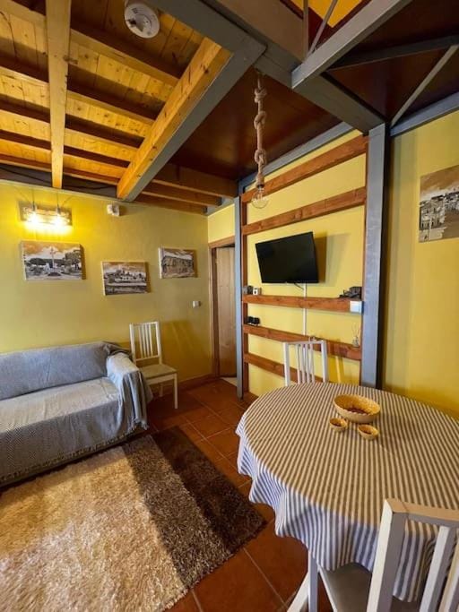 Casa do Arco da Velha House in Portugal