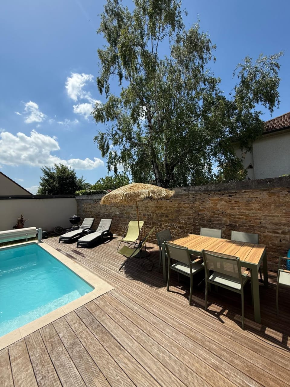 Patio, Swimming pool