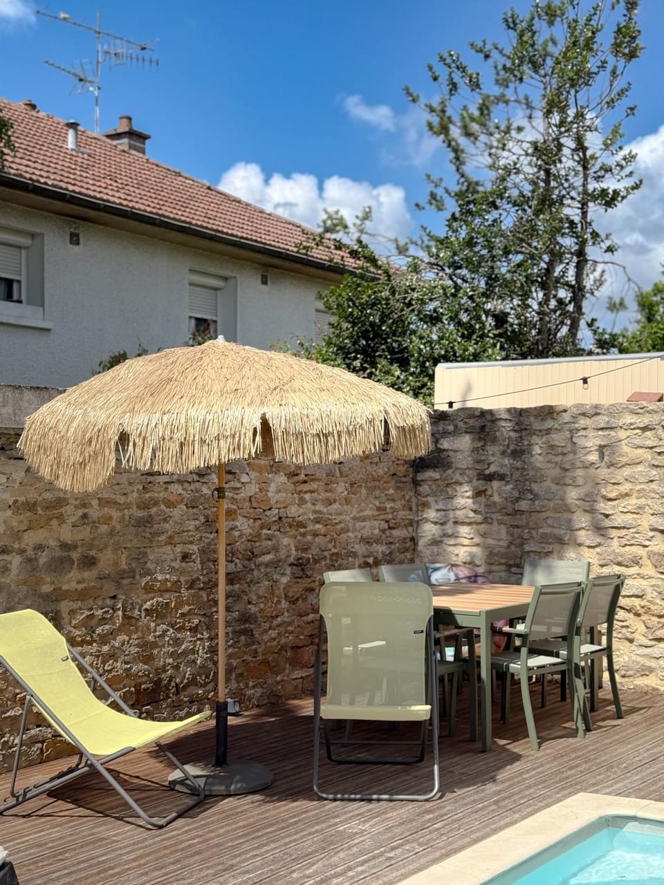 Patio, Swimming pool