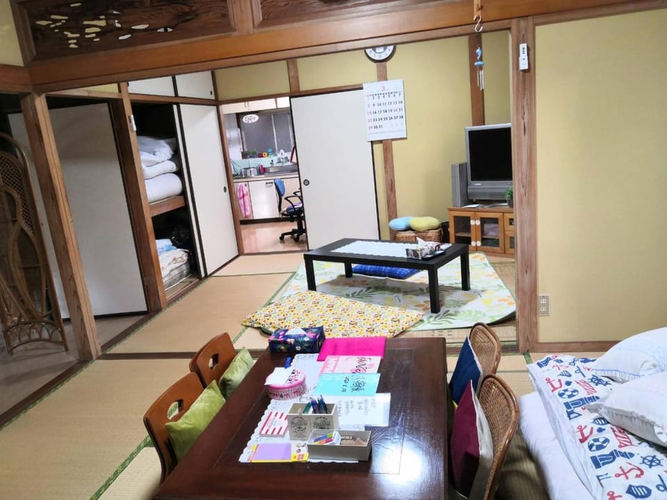 汐風ライダーハウス -Shiokaze rider house- Bed and Breakfast in Japan