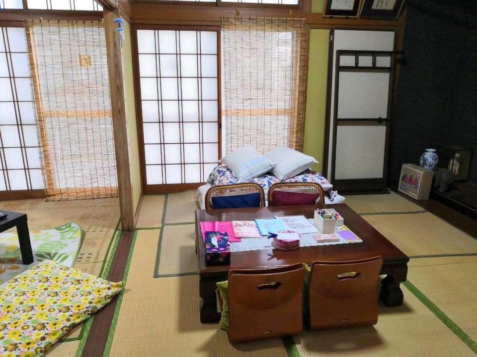 汐風ライダーハウス -Shiokaze rider house- Bed and Breakfast in Japan