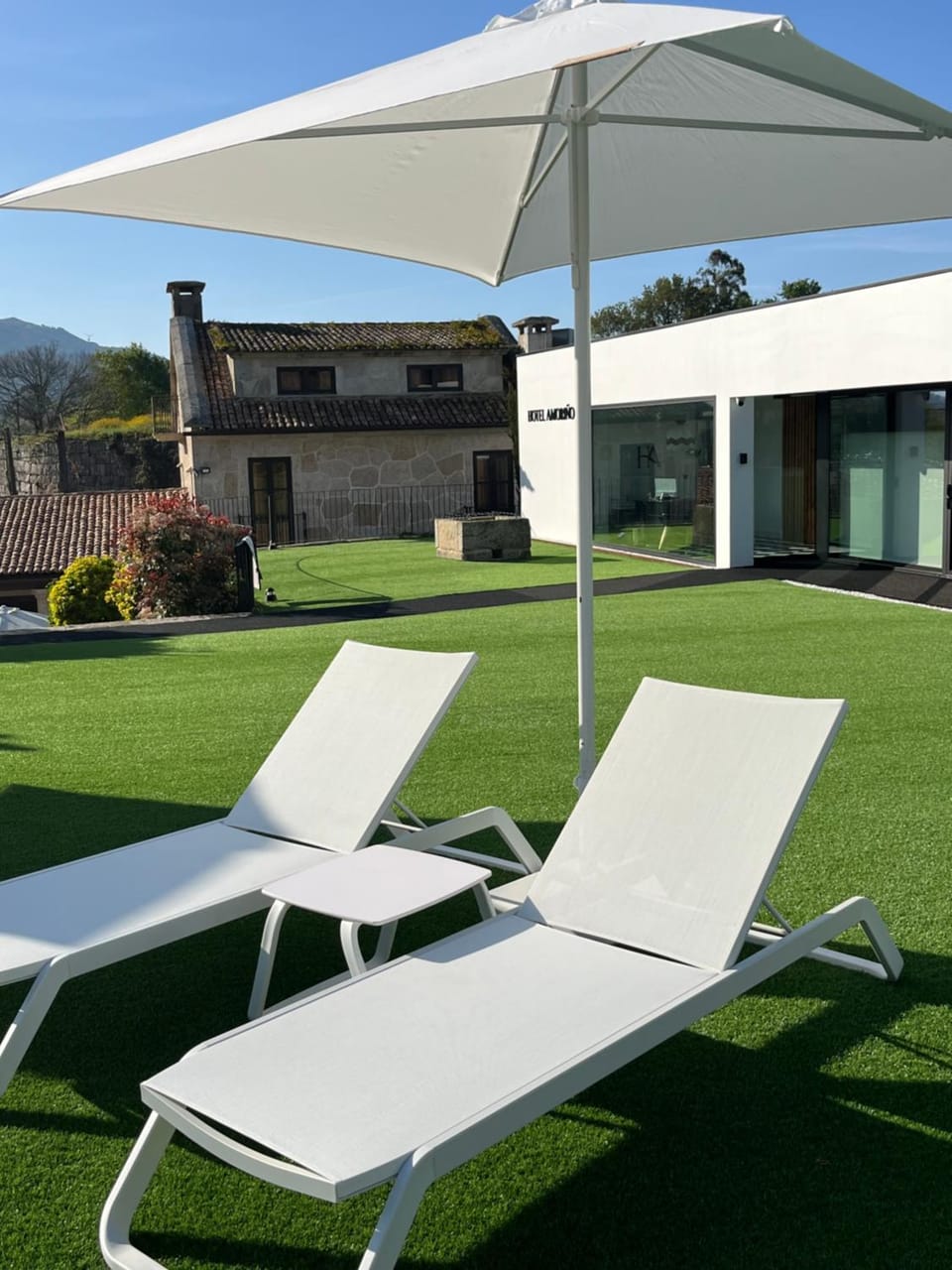 Garden, Garden view, Swimming pool, sunbed