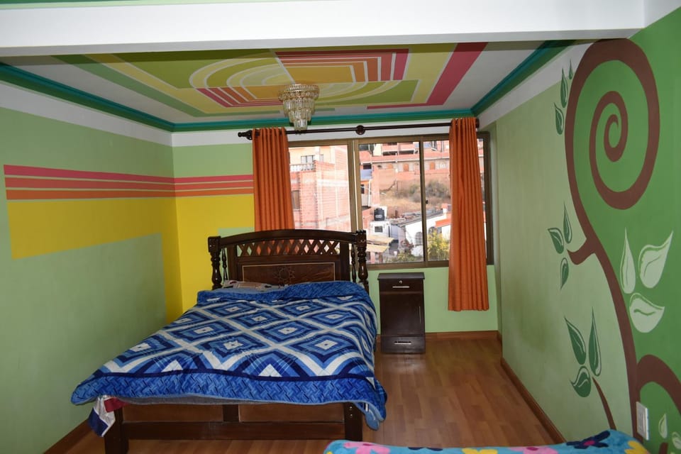 Bed, Photo of the whole room