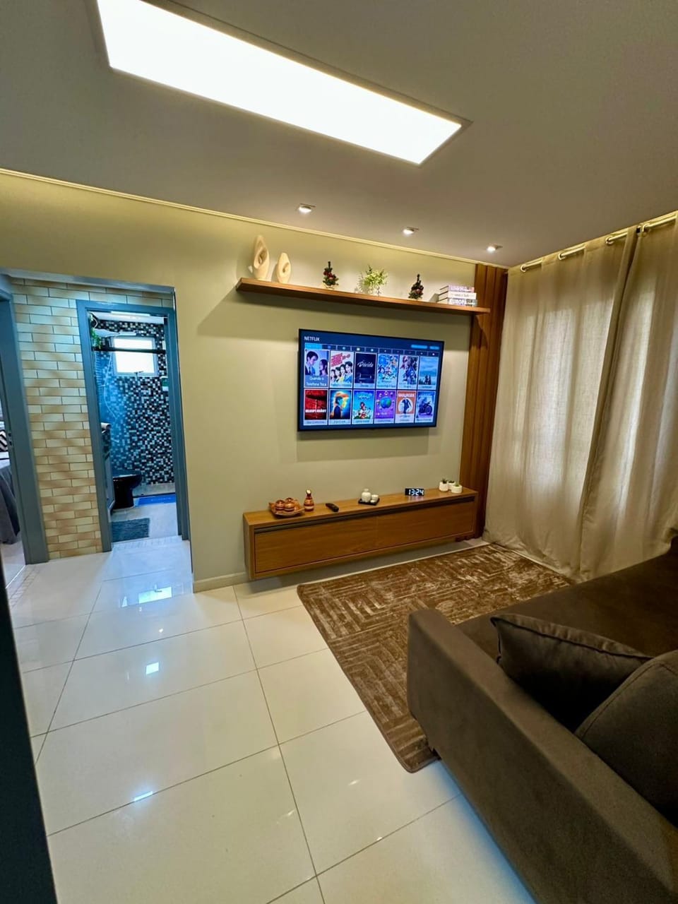 TV and multimedia, Living room, Seating area
