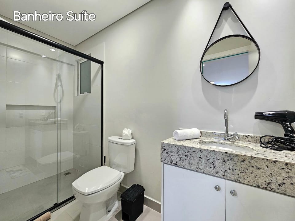 Apt Novo 1 min centro linda vista garagem elevador Apartment in Foz do Iguaçu