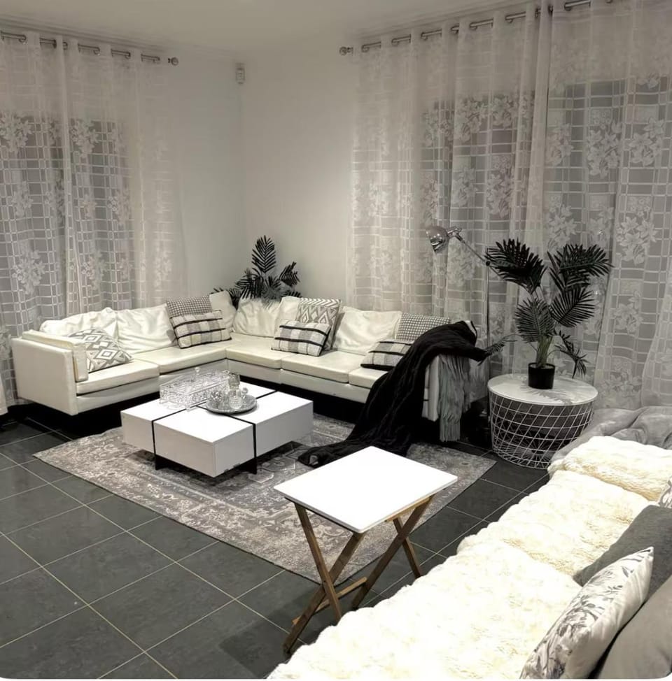 Mahzan Private Room 3 Vacation rental in Truganina