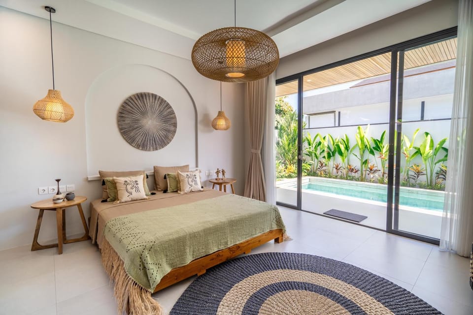 Photo of the whole room, Bedroom, Pool view, Swimming pool