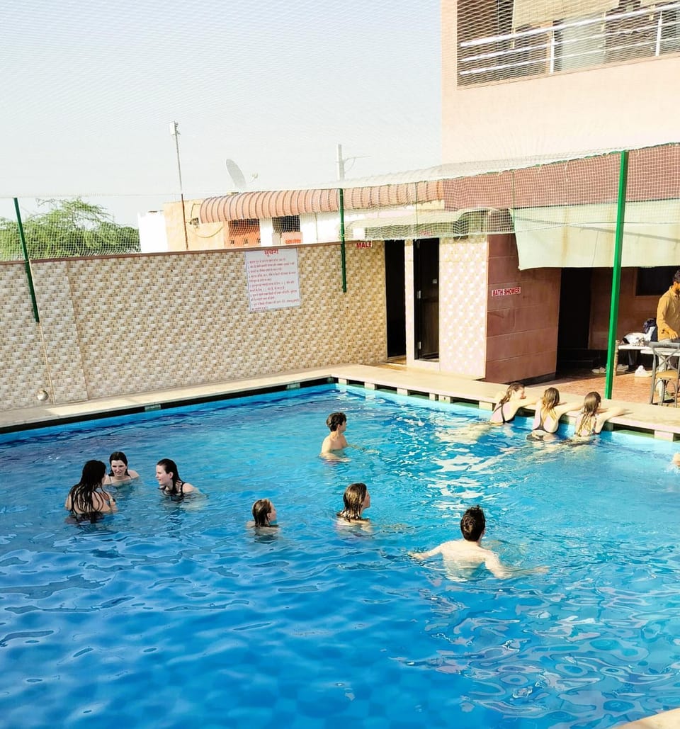 Swimming pool