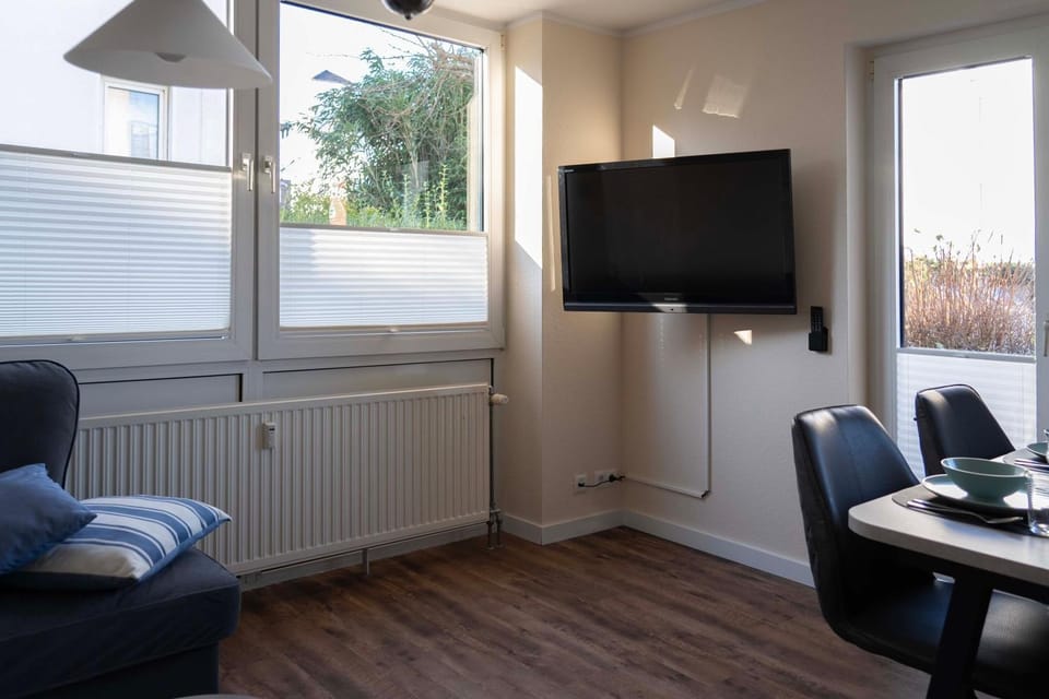 Haus Seemöwe, Whg 1 Apartment in Cuxhaven