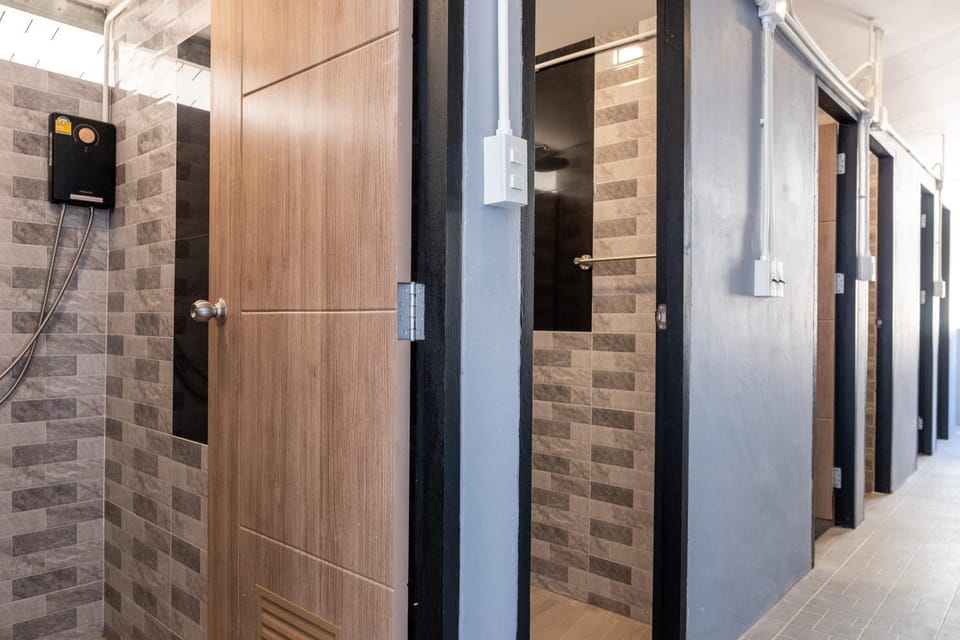 Shower, Bathroom