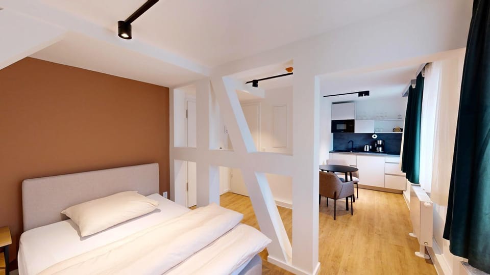 Bed, View (from property/room), Bedroom, Sea view, kitchen