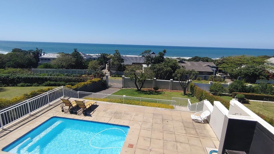 Pool view, Sea view, Swimming pool, sunbed