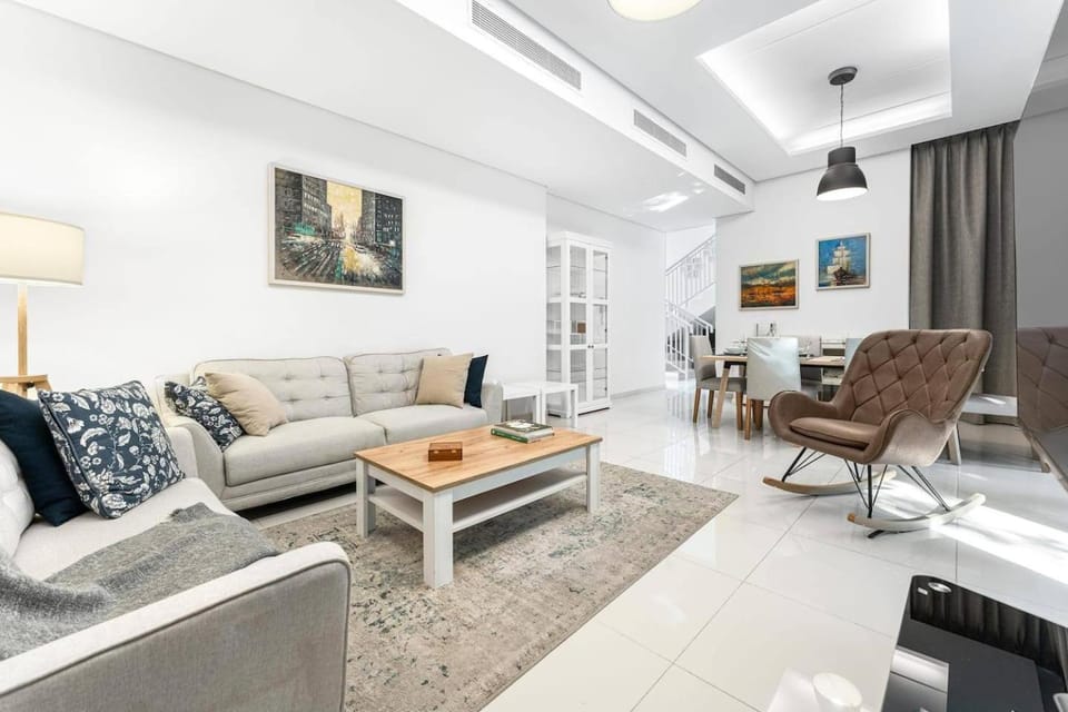 Family Villa in DAMAC Rochester near Malibu Beach House in Dubai