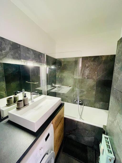 Le Rivière #Proche Centre#Calme Apartment in Clermont-Ferrand