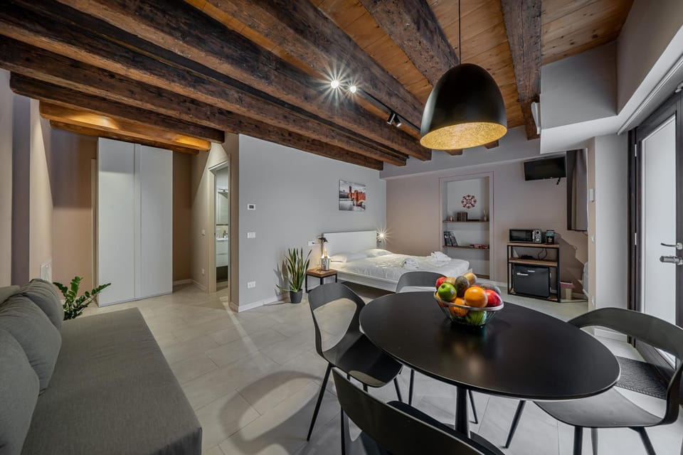 Bed, Living room, Dining area