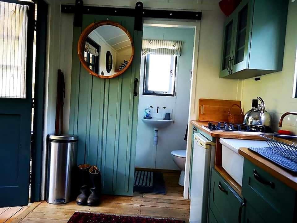 Babylons Tower Shepherds Hut Apartment in Western Cape