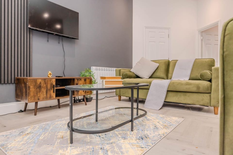 TV and multimedia, Living room, Seating area