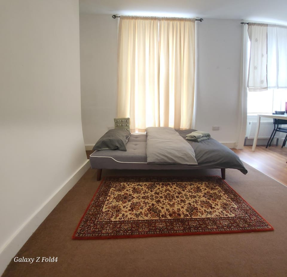 Flat 2 Douglas Head Road Apartment in Douglas