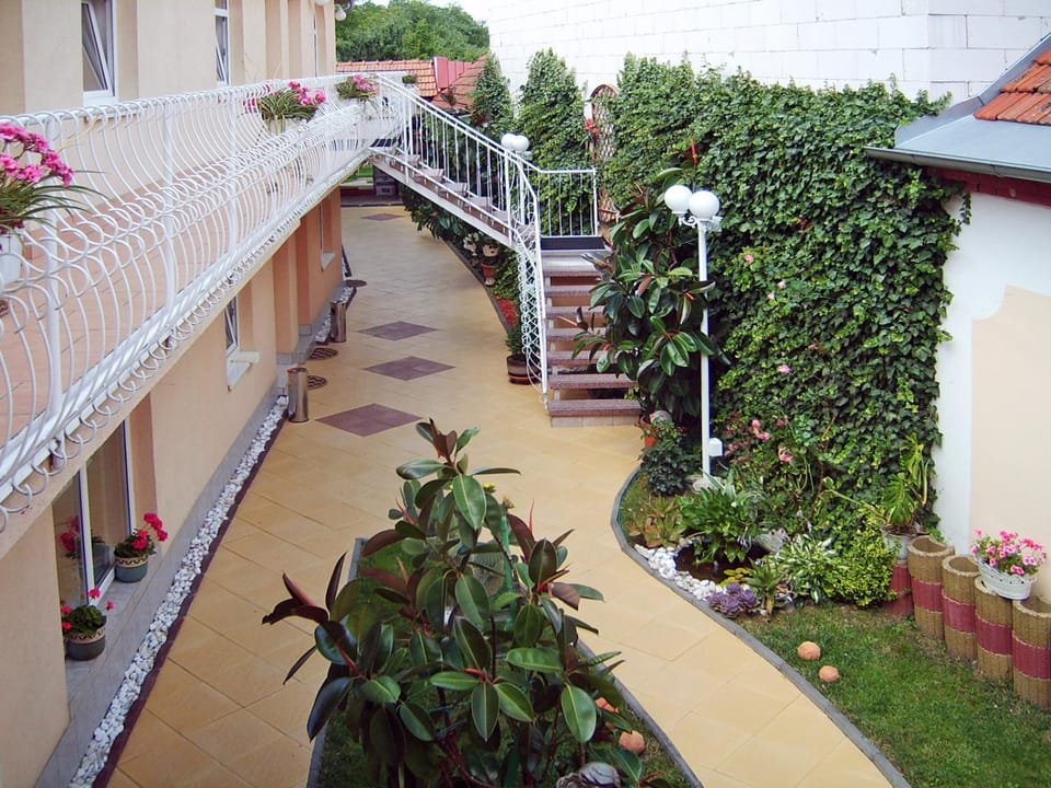 Property building, Garden