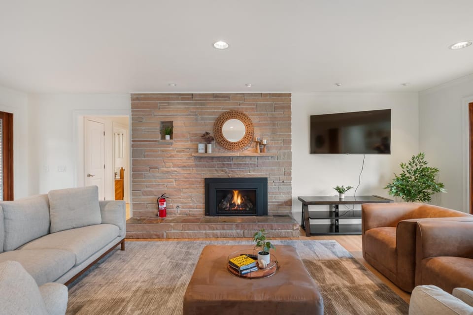 TV and multimedia, Living room