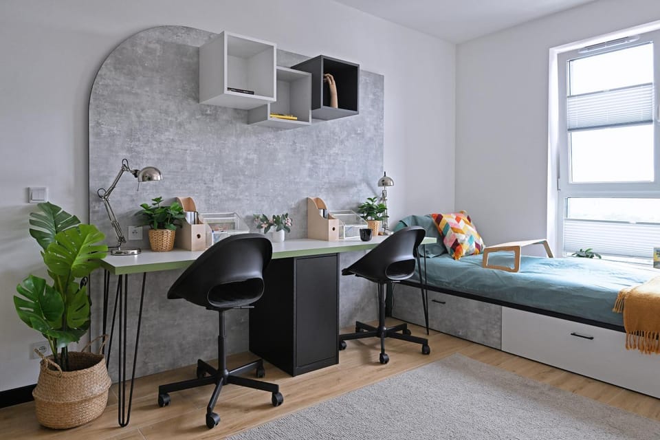 Bed, Kitchen or kitchenette, Living room, Photo of the whole room, Seating area, Dining area, Bedroom