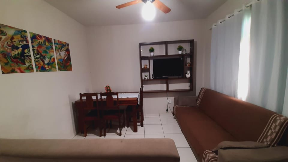 Communal lounge/ TV room, TV and multimedia, Living room