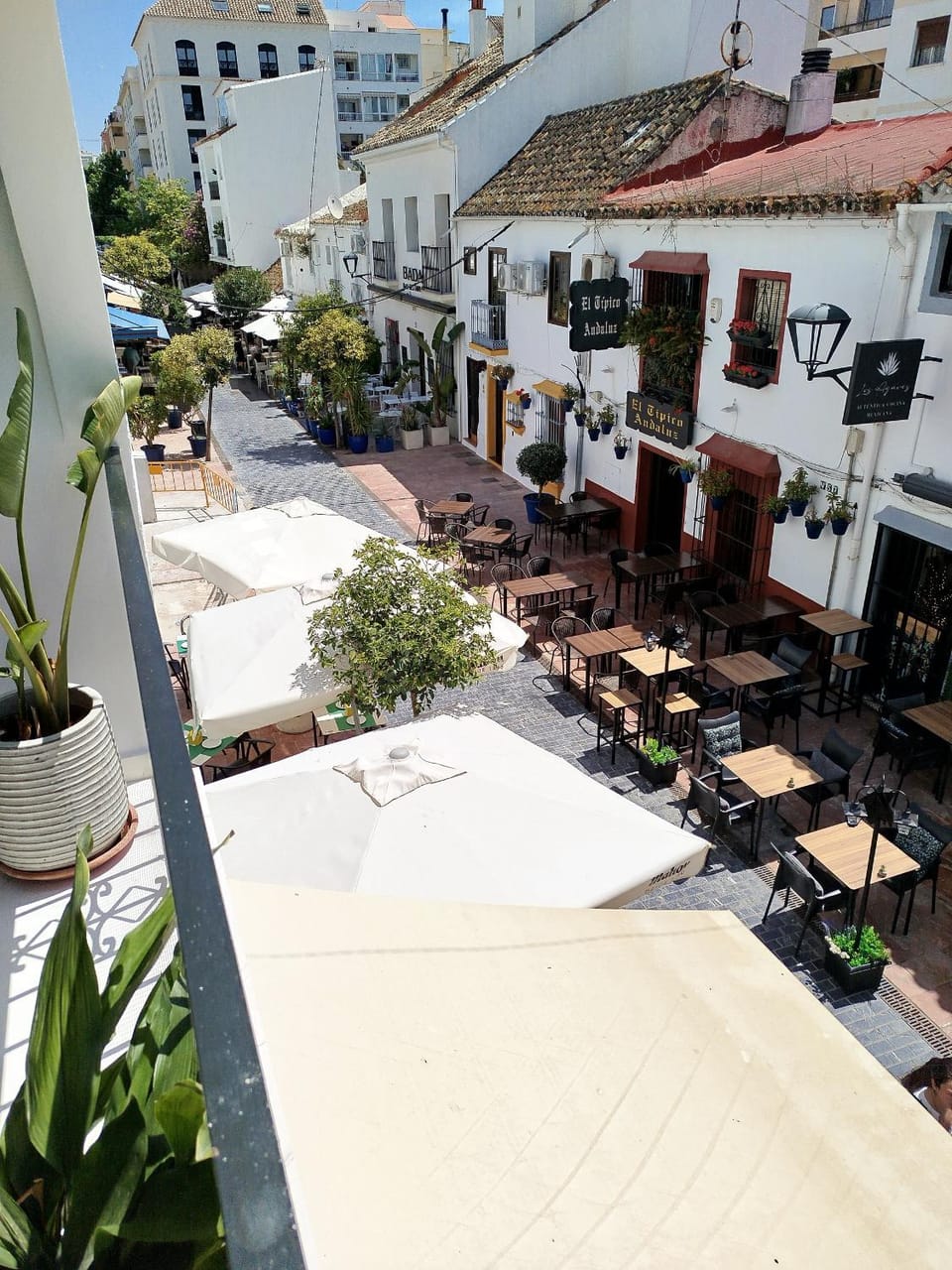 Impressive apartment with 3 bedrooms metres from the beach Apartment in Estepona