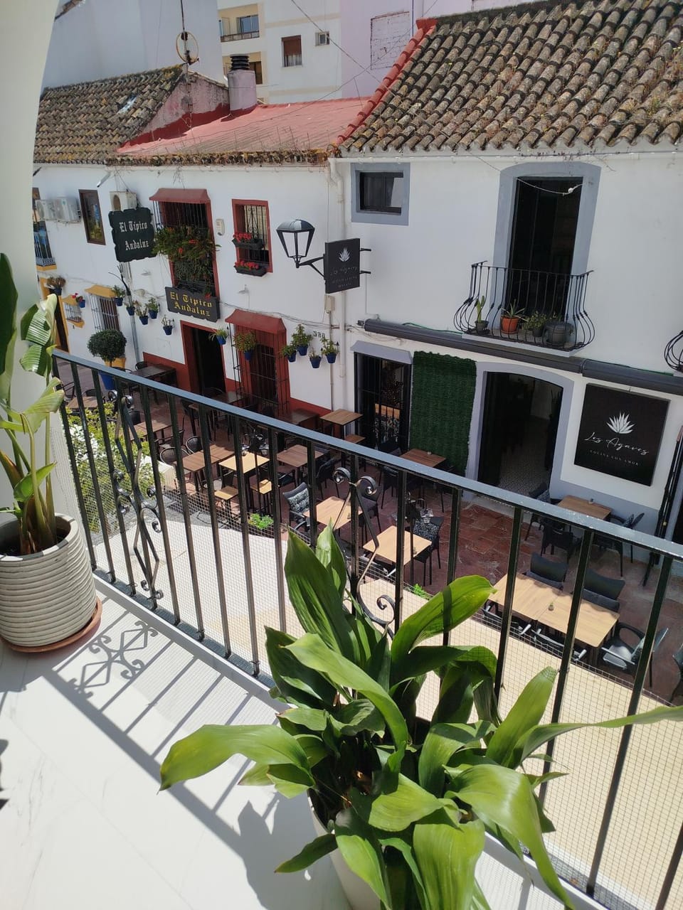 Impressive apartment with 3 bedrooms metres from the beach Apartment in Estepona