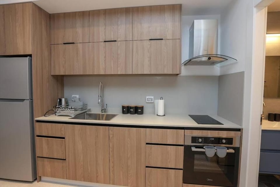 Luxury Studio Beach Flat 17 Apartment in Tel Aviv-Yafo
