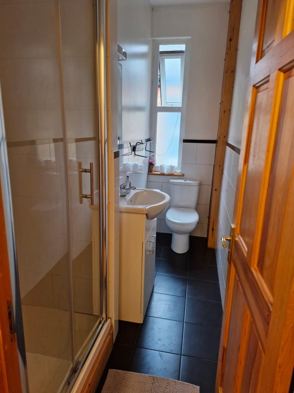 Your home away from home in Highgate Apartment in London