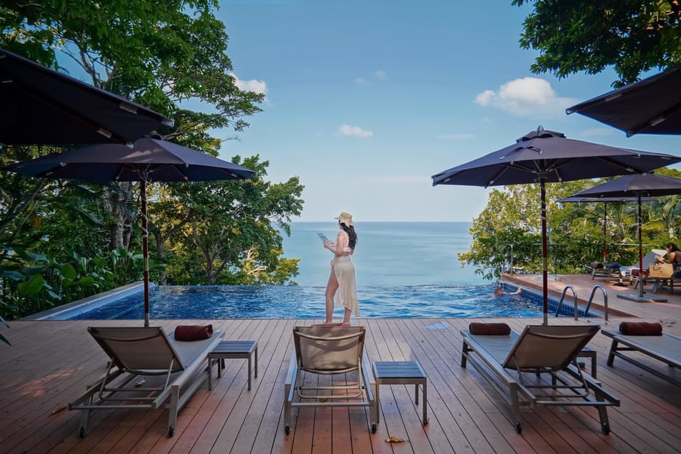 Pool view, Swimming pool