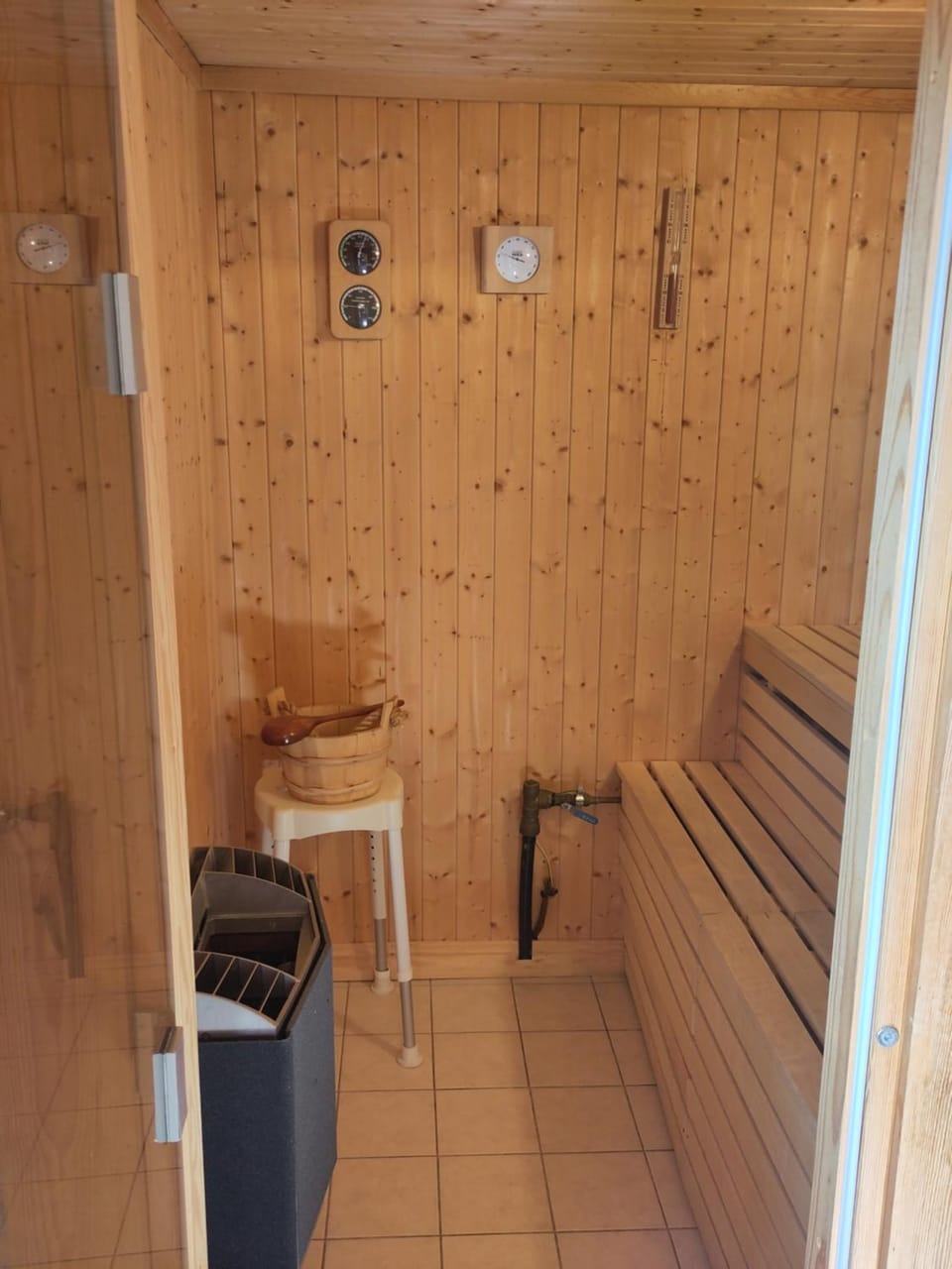 Sauna, Bathroom