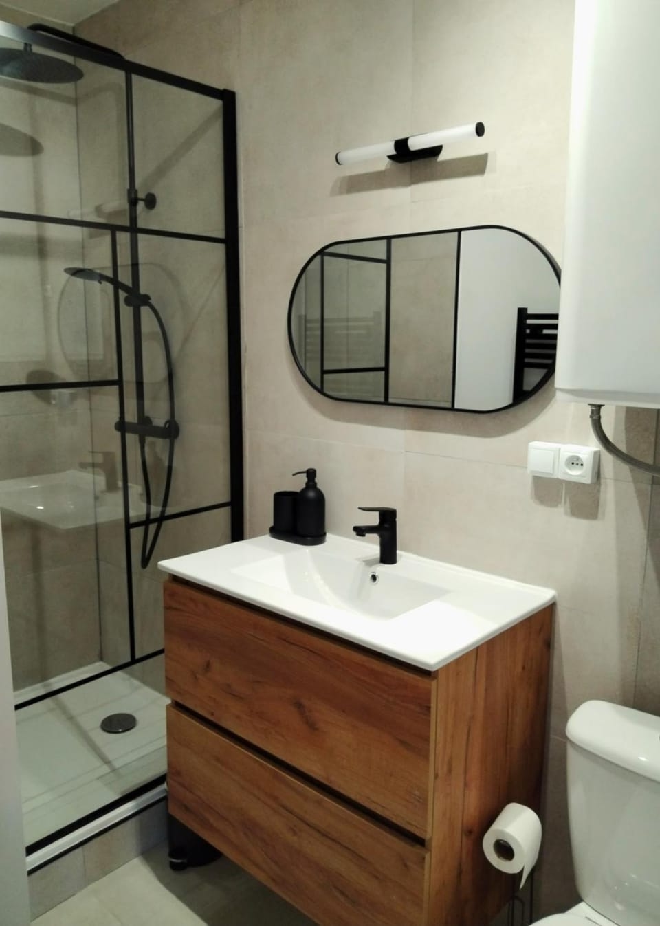 L'Echappée Polletaise Central Typique Wifi Apartment in Dieppe