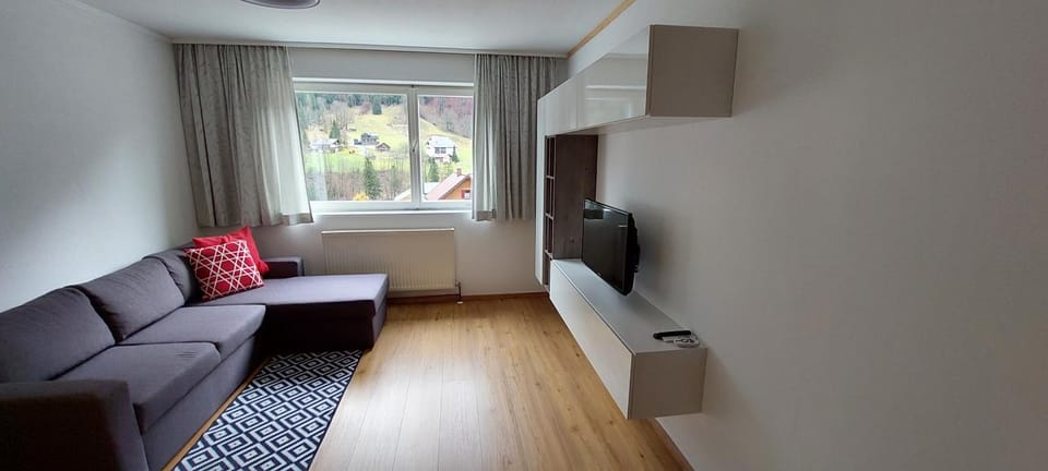 Saroja Plus Apartment in Brand