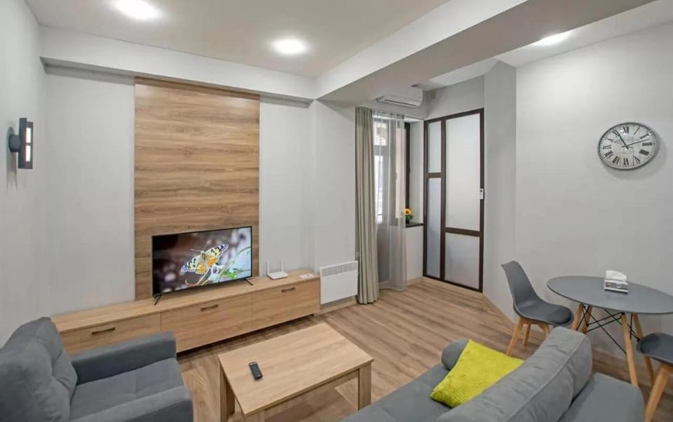 Fancy Modern 1 bedroom , New Building, Middle of City Center , Buzand Street Apartment in Yerevan