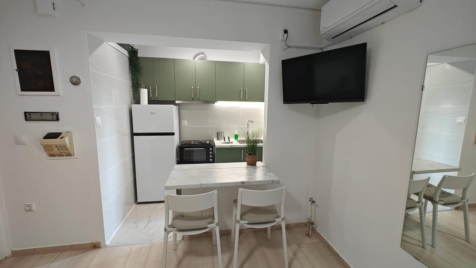 Inspire Apartment Palaio Faliro Apartment in South Athens