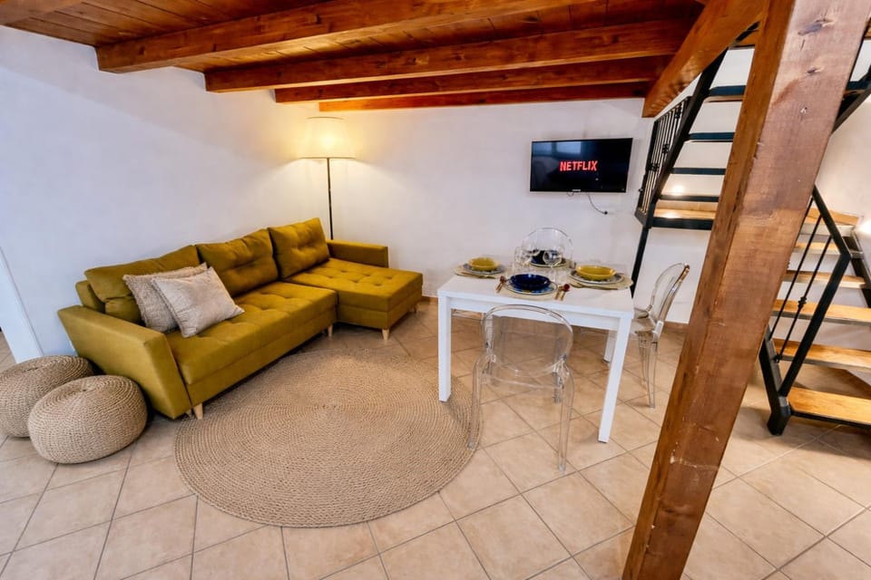 Casa Meravigghia terrazzo ,giardino e Jacuzzi Apartment in Palermo