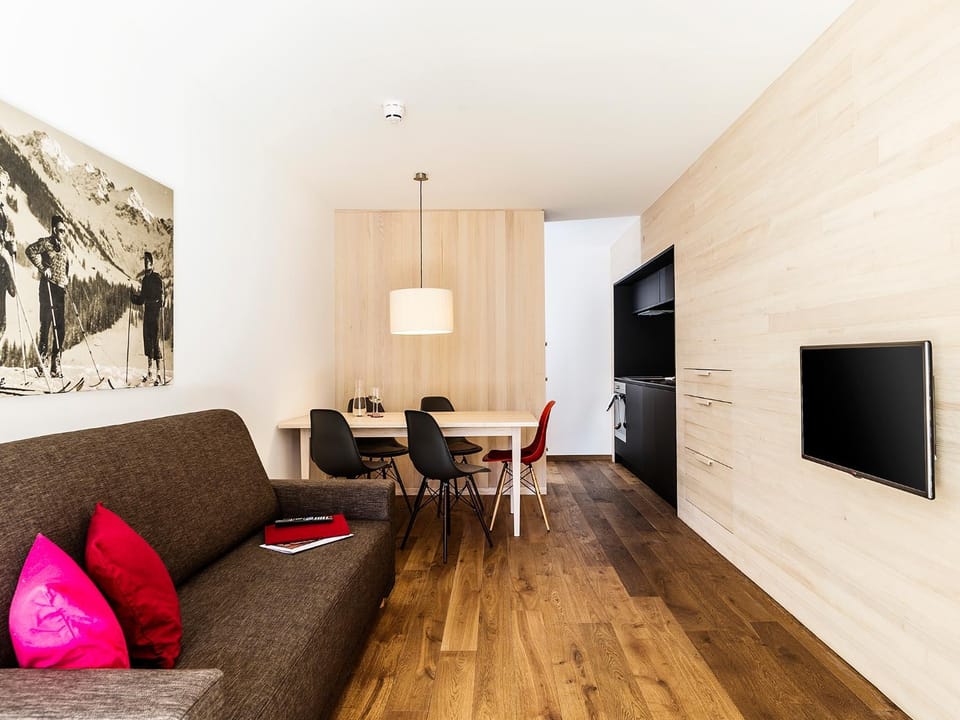 Kitchen or kitchenette, Living room