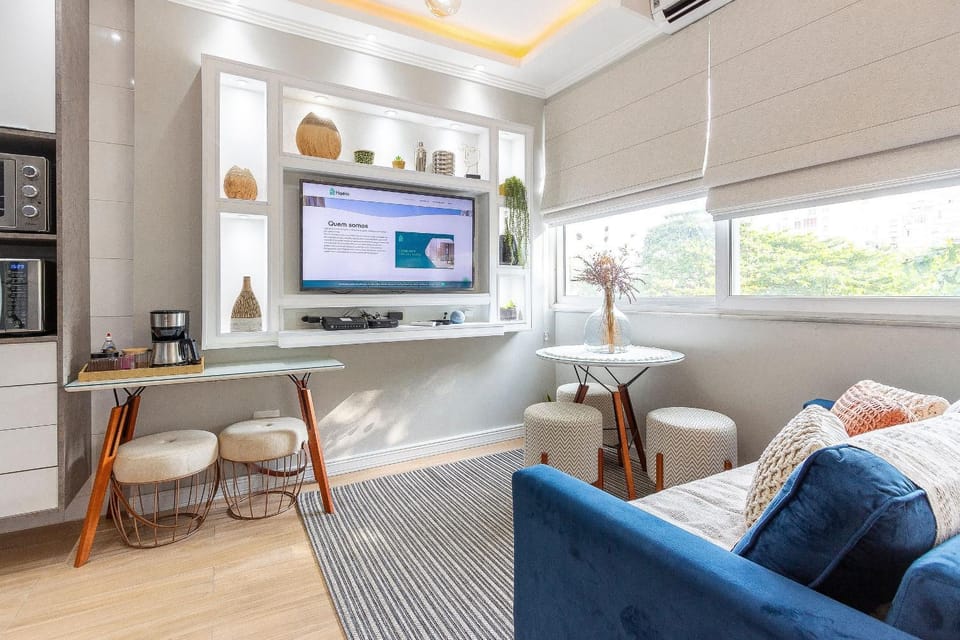 Communal lounge/ TV room, TV and multimedia, Living room