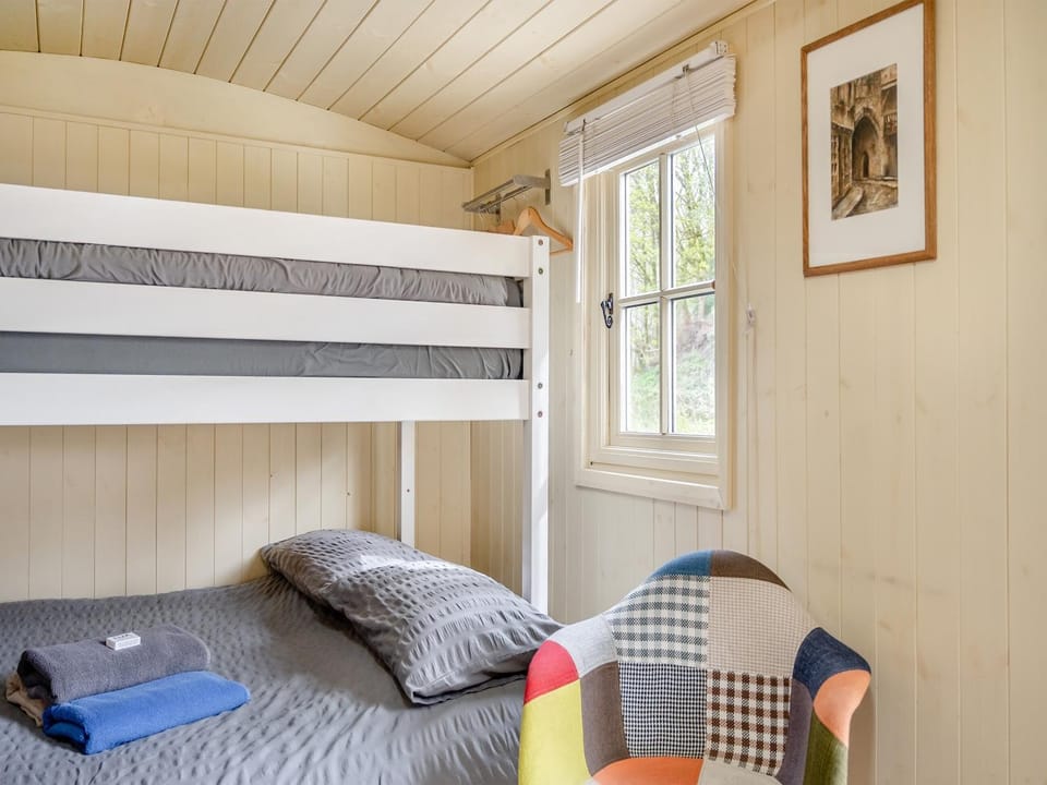 bunk bed