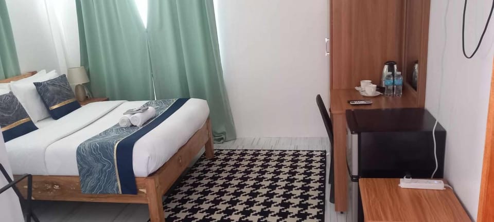 678 sugar shack beachhouse Bed and Breakfast in Central Visayas